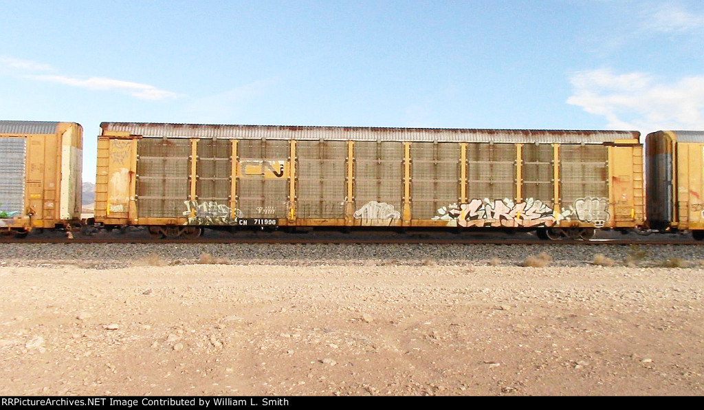 WB Unit Vehicular Flat Car Frt at Erie NV -16